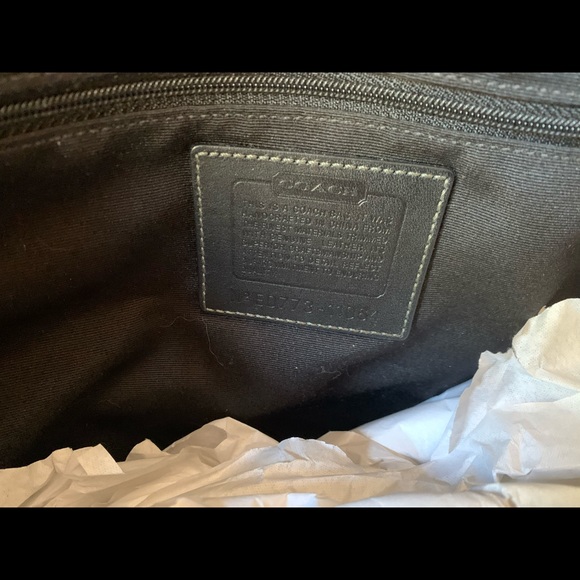 Host Pick! Stylish Coach Tote Purse Briefcase EUC - Picture 12 of 14